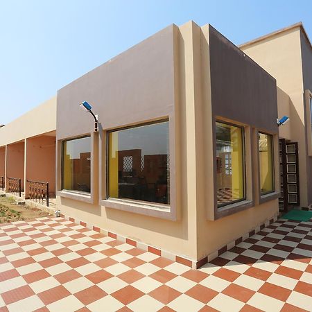 Hotel On Call Puri Laxmi Beach Resort Exterior foto