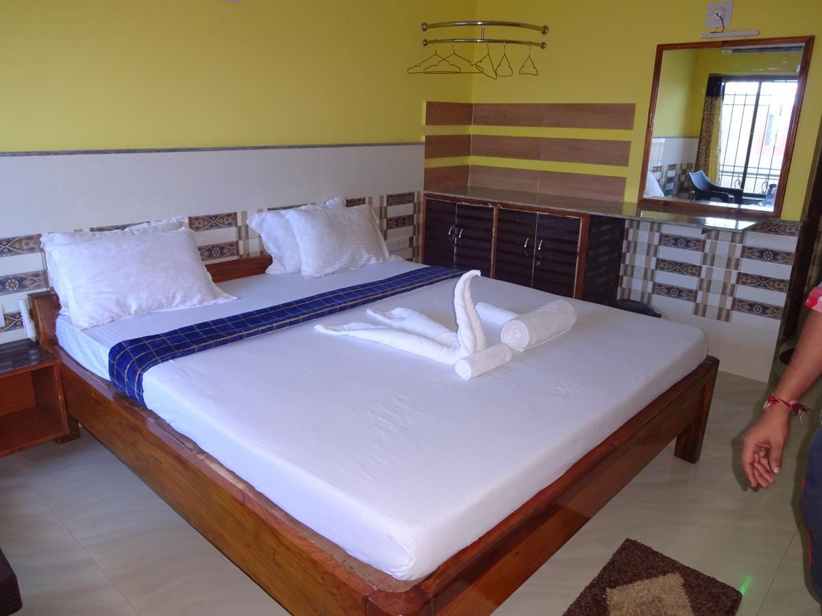 Hotel On Call Puri Laxmi Beach Resort Exterior foto