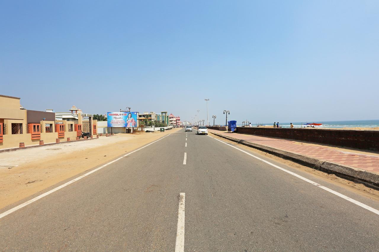 Hotel On Call Puri Laxmi Beach Resort Exterior foto