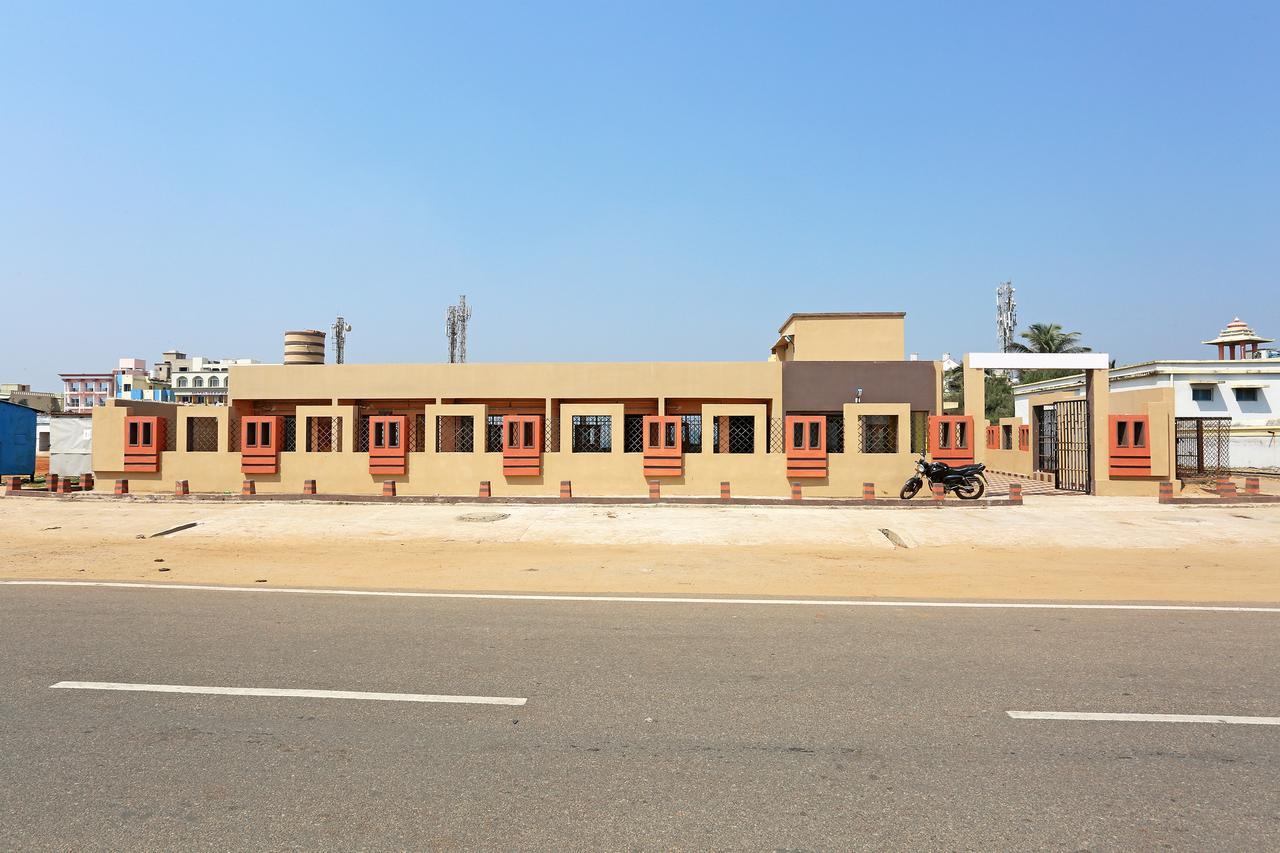 Hotel On Call Puri Laxmi Beach Resort Exterior foto
